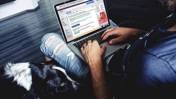 Trouver un job grâce aux réseaux sociaux