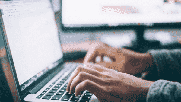 Raccourcir son CV : la solution d&rsquo;un entretien réussi ?
