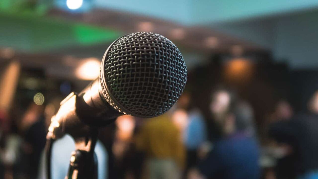 Comment se détendre avant de s’exprimer en public ?